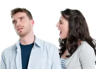 Atitudes femininas que fazem um homem desistir do relacionamento